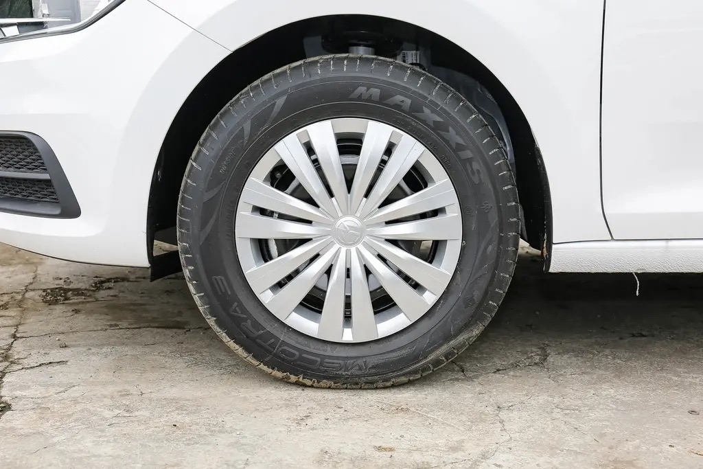 桑塔纳广播功能怎么打开,大众桑塔纳有定位功能吗