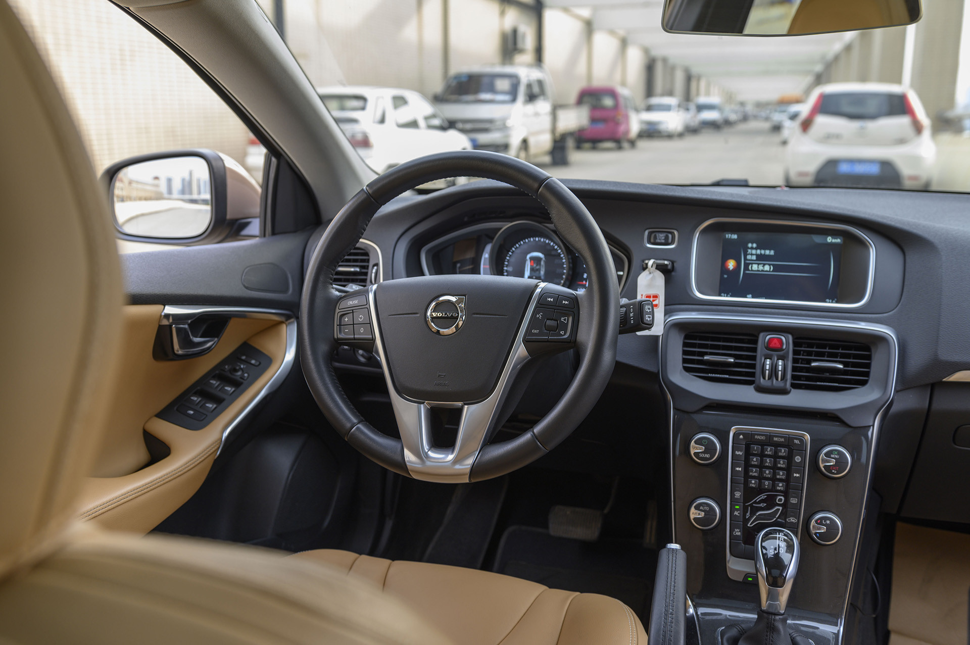 二手沃尔沃v40怎么选,v40沃尔沃二手多少钱