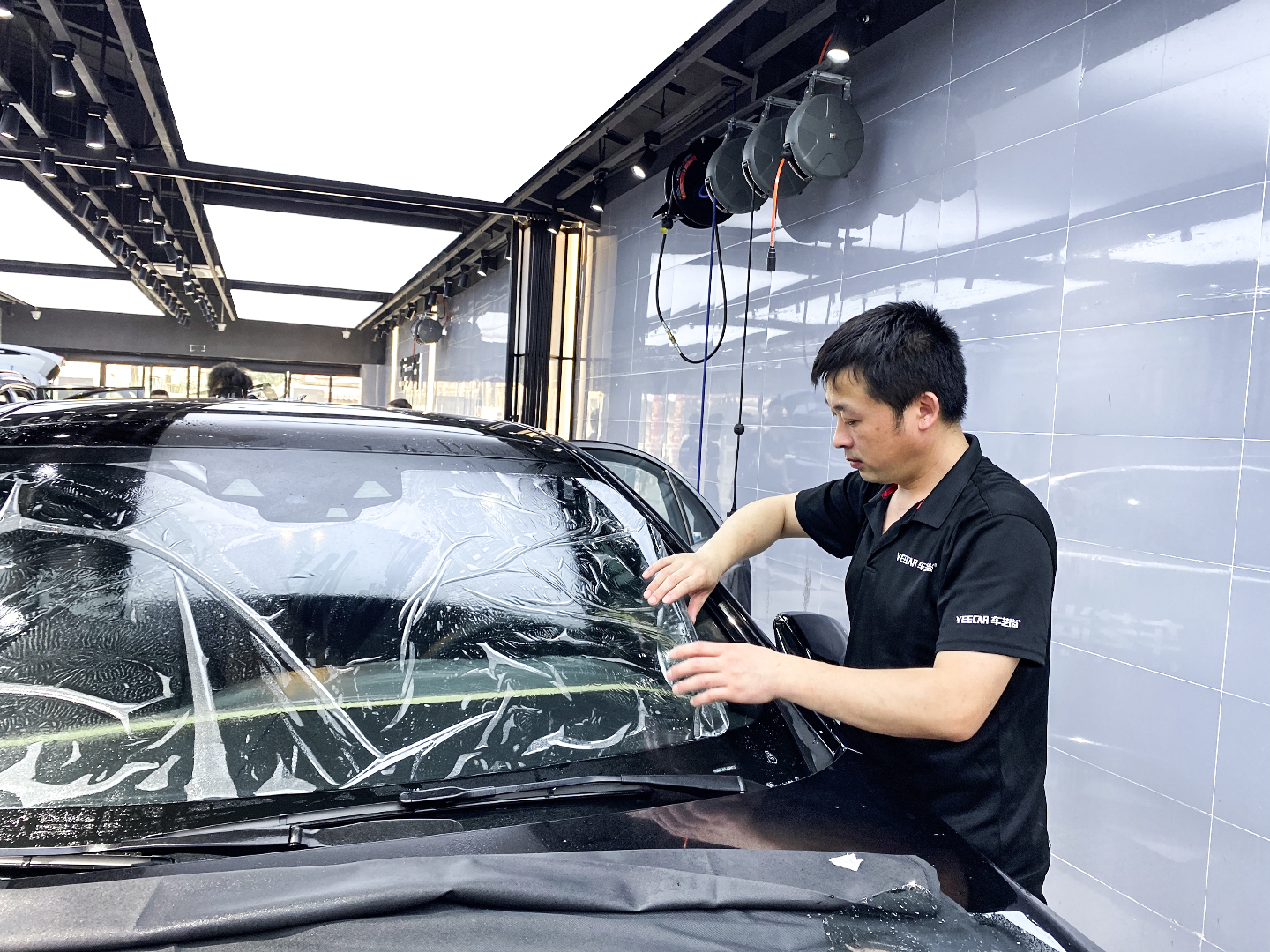 如何选择一款好的汽车隔热膜,如何挑选好的汽车隔热膜