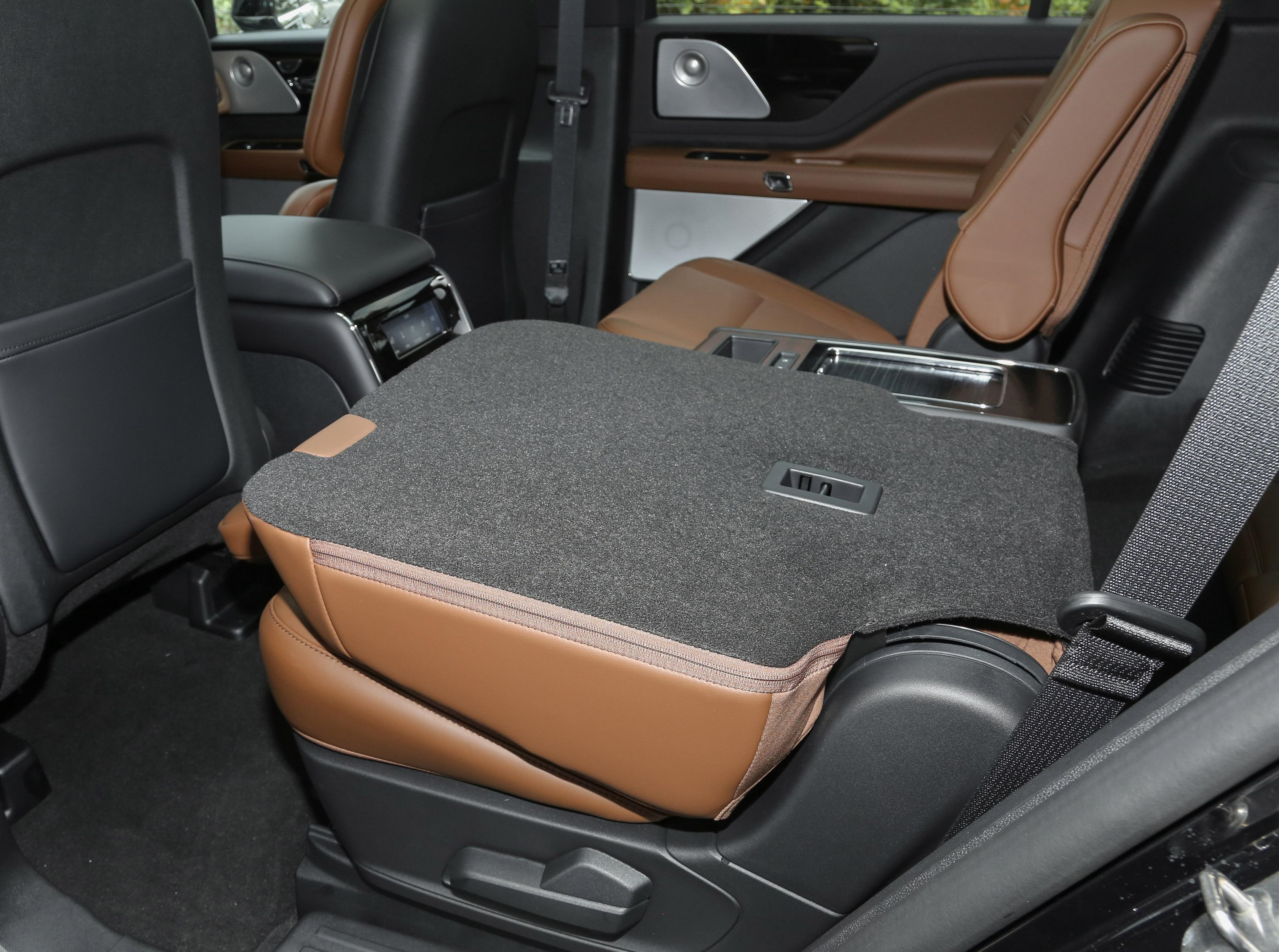 林肯飞行家报价及配置图,林肯飞行家10at变速箱咋样