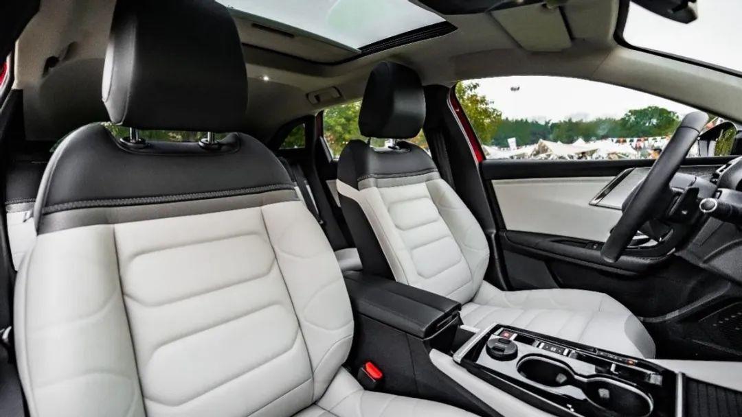 2023款凡尔赛c5x二级车落地价,凡尔赛c5x2022款和2023款有什么区别