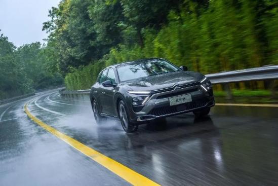 买凡尔赛c5x十大忠告,凡尔赛c5x车型推荐