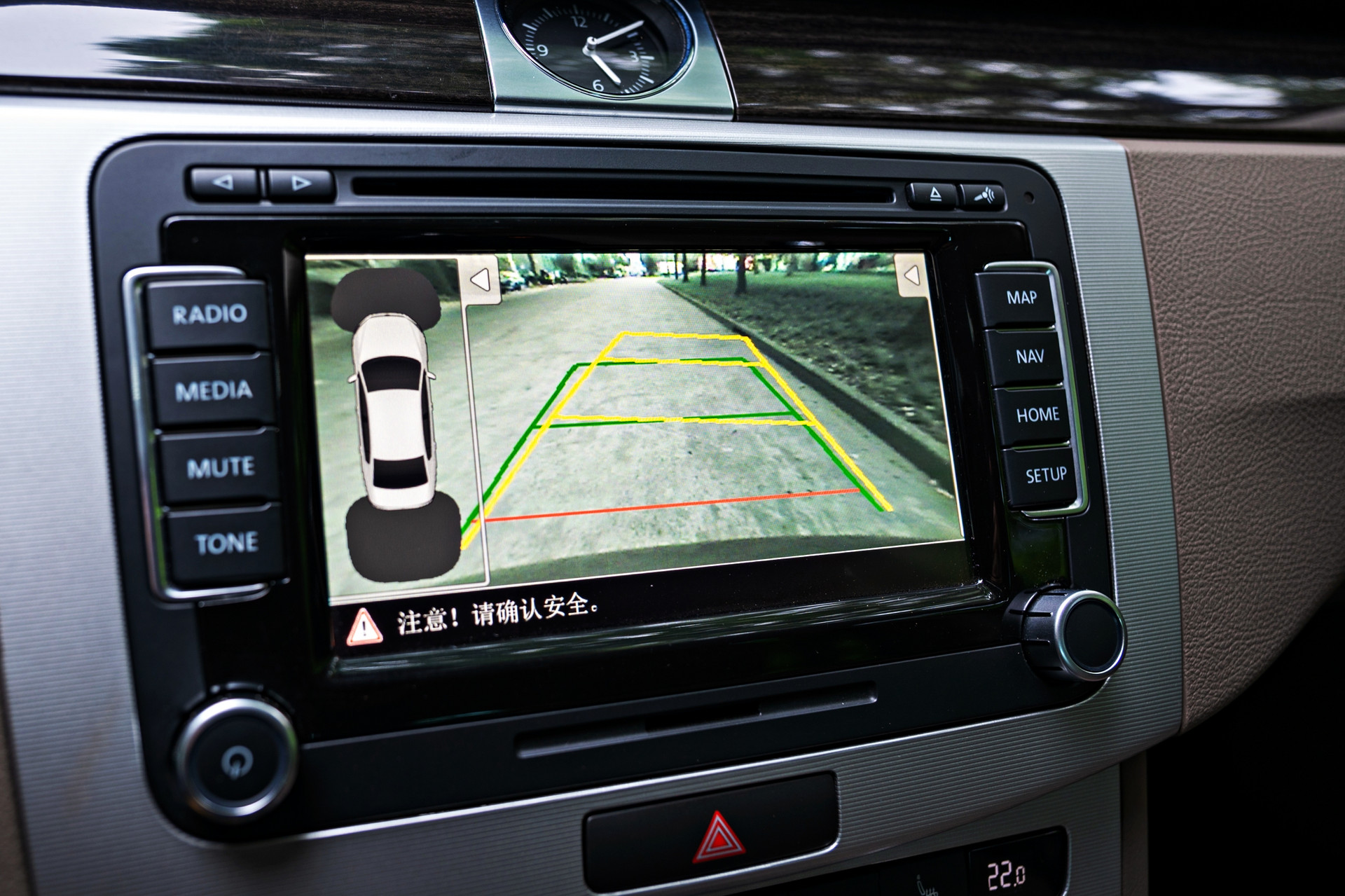 16款迈腾1.8t智享豪华版二手价格,全网最低二手20款迈腾豪华型