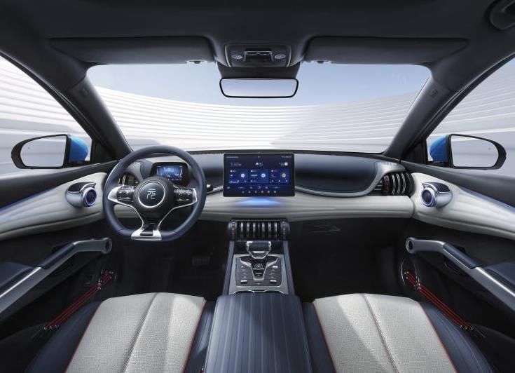 龙颜3.0/e平台3.0，比亚迪元PLUS13.18万元起售，推荐次顶配