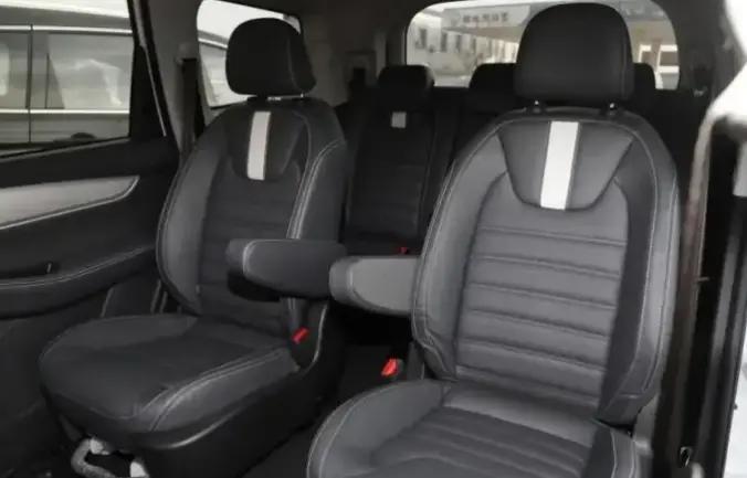 入门级suv1.6l,大空间7座suv东风风行sx6