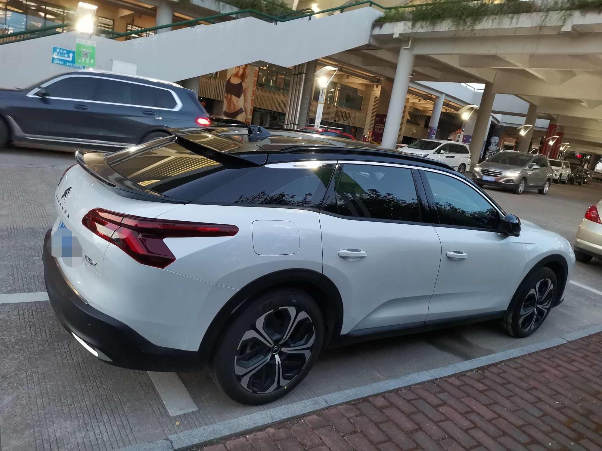 凡尔赛特别版用车感受,凡尔赛势不凡落地价及用车成本