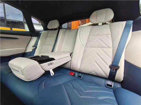 YOU版购车心路历程千挑万选情定极氪