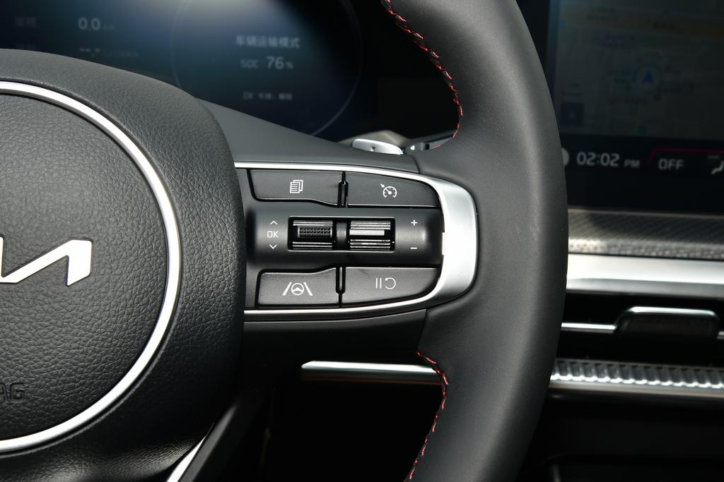 起亚k52015年2.0latluxury,起亚k52014款2.0latluxury