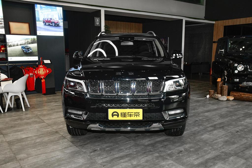 7座北京bj90大型suv,国产百公里加速最快硬派suv