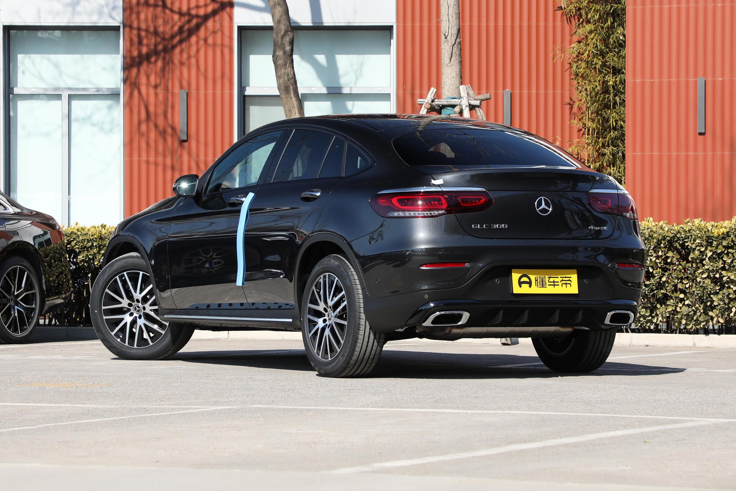 奔驰glc进口轿跑suv性能,奔驰glc轿跑suv低功率加速