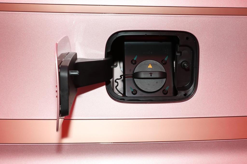 成都吉利熊猫mini多少钱,全款两万的熊猫mini