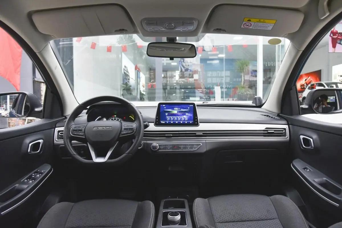 大运悦虎电动,大运新能源汽车悦虎和零跑t03比较