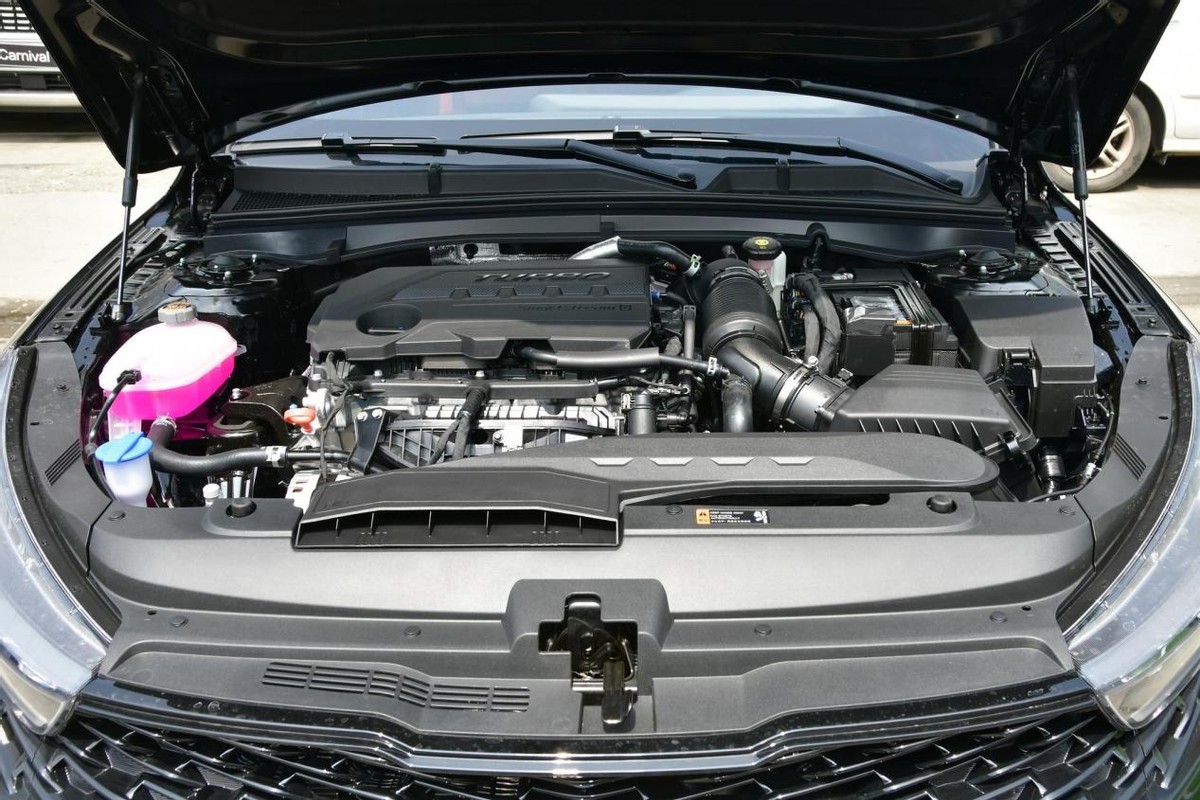 全新蒙迪欧预售15.98万起，B级定位+标配2.0T，哪些车有压力了？