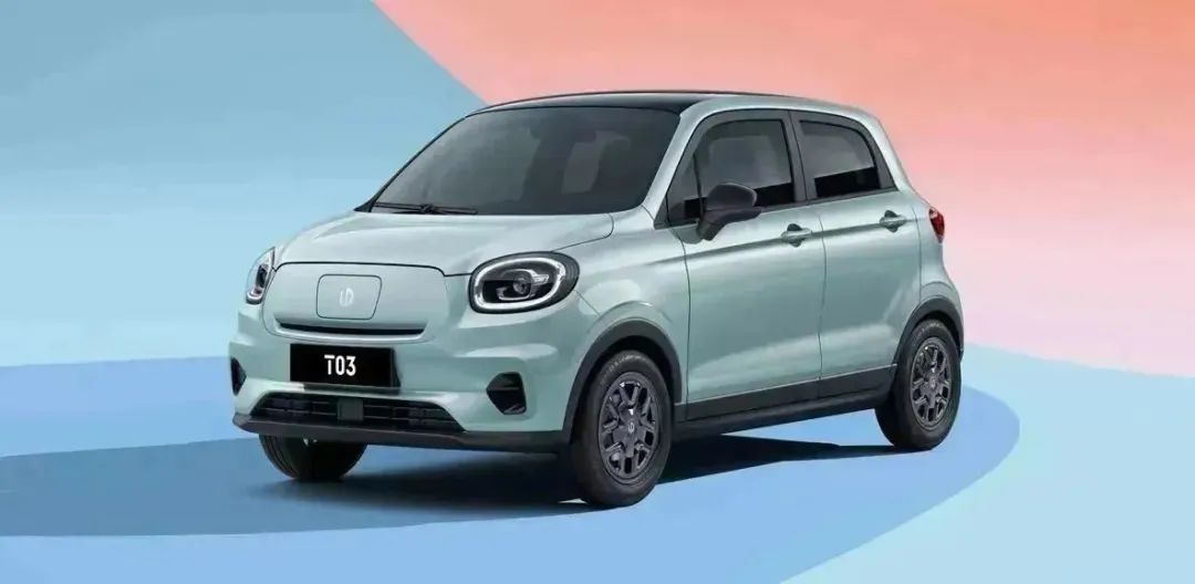 零跑t03作为高性价比新能源小车,22款零跑t03汽车的优缺点