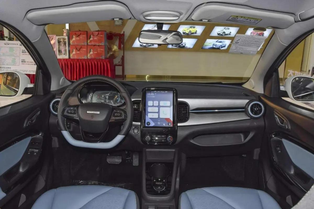 好看便宜的新能源小车,最新款奇瑞小蚂蚁最高配