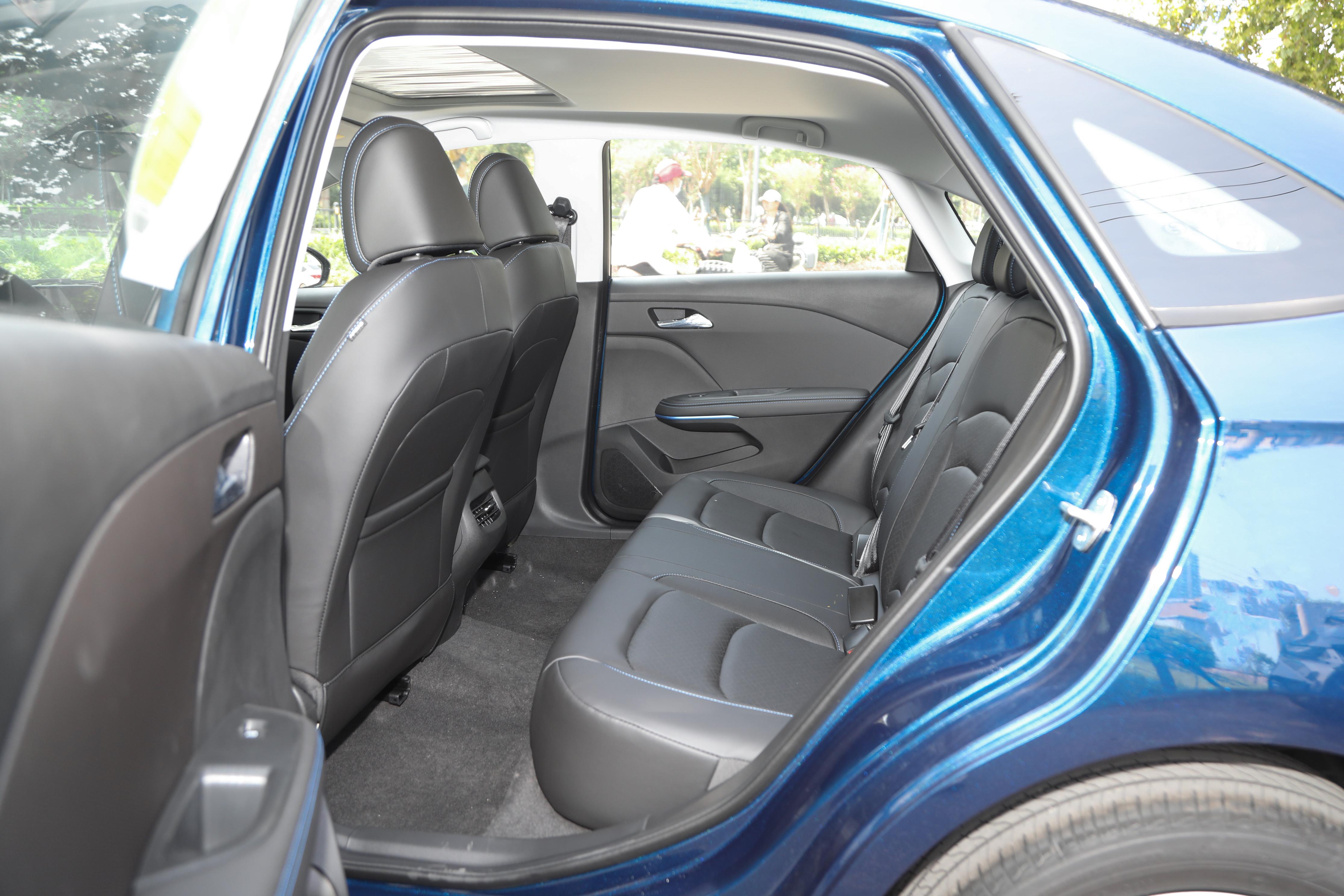 雪佛兰科鲁泽2019舒适版报价,雪佛兰科鲁泽最新款多少钱