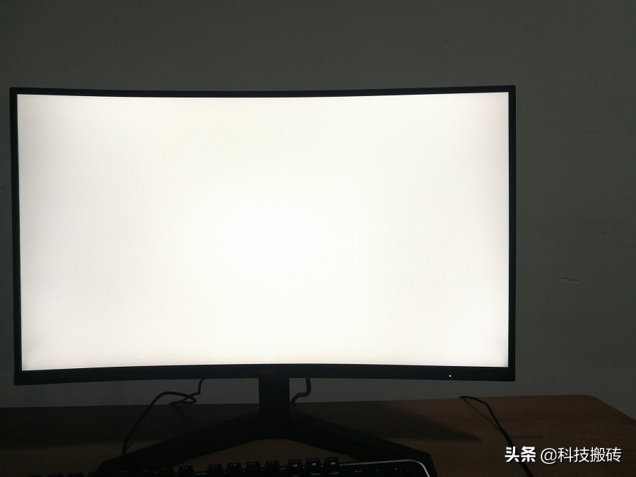 千元内电竞曲面屏,千元曲面屏