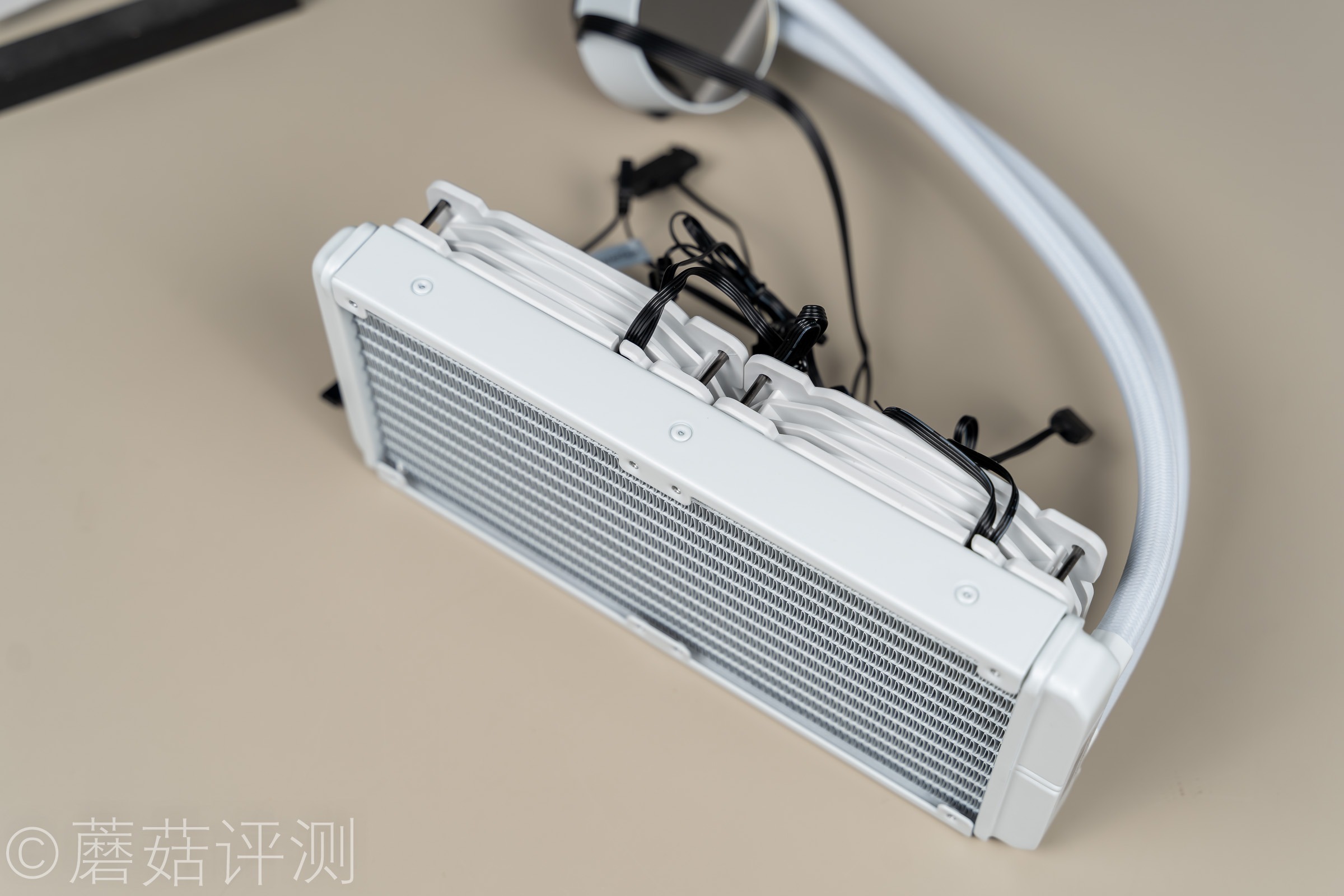 乔思伯光影240水冷会不会漏水,乔思伯240光影相当于什么风冷