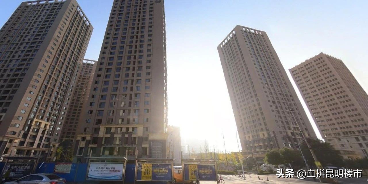 学府路烂尾楼图片,学府路烂尾小区