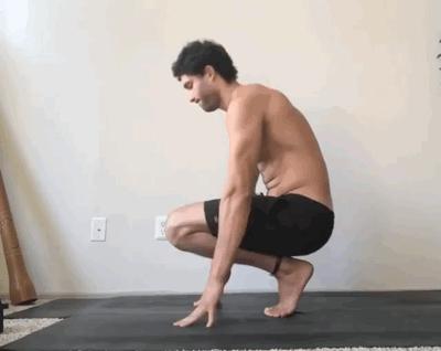 练瑜伽为什么要脚趾张开,练瑜伽脚背贴地怎样发力