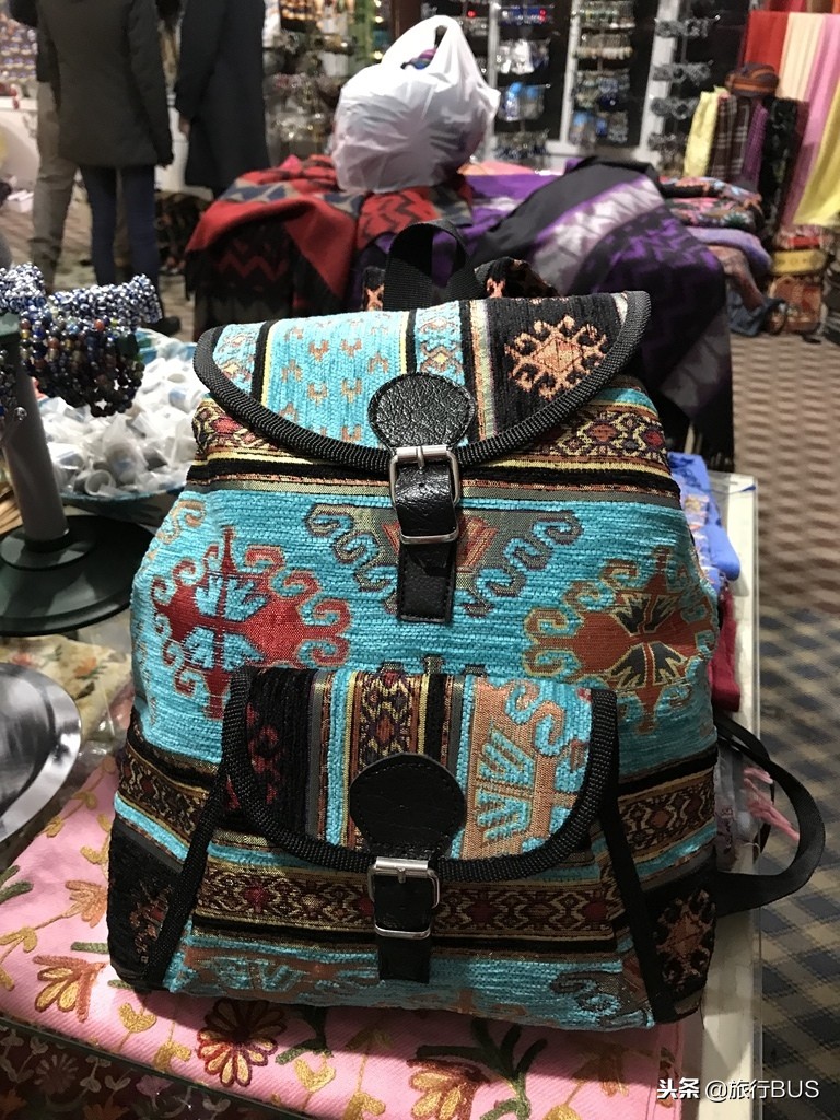 「土耳其」必买伴手礼（蓝眼睛、玫瑰精油、香料等……