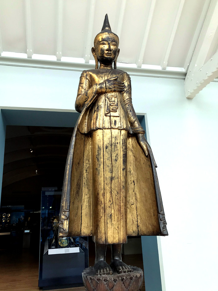 英国爱丁堡房价最新价格,英国爱丁堡全景图