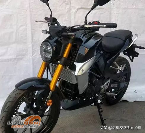 山寨春风摩托车,国产仿川崎w800的摩托车