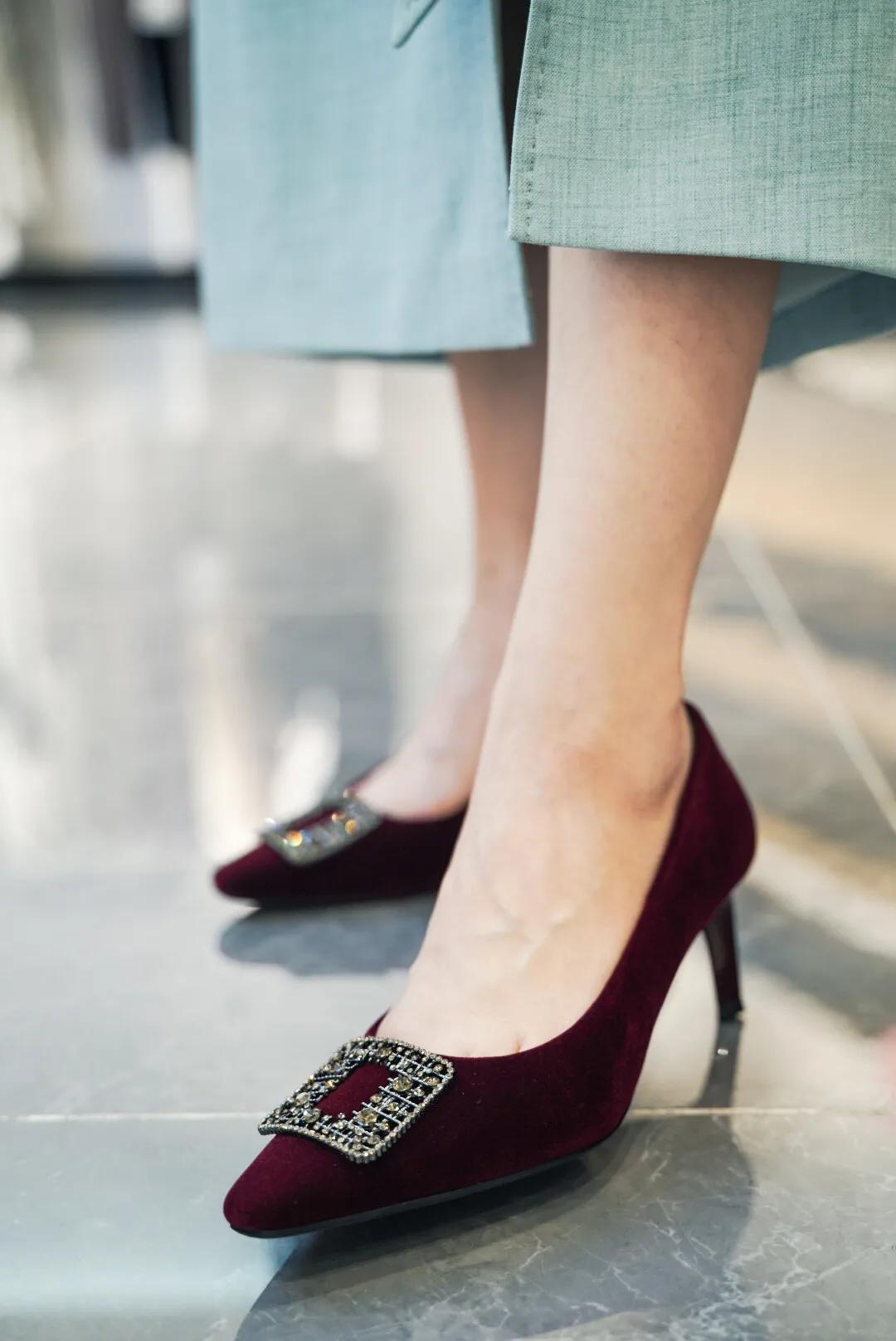 真美服饰女装,真美新服装