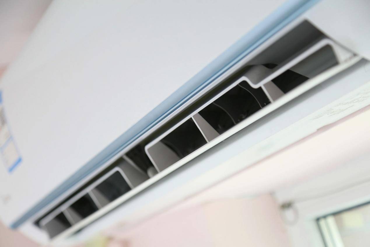 远离炎热，美的智弧守护一夏