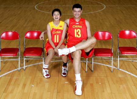 姚明和叶莉背后不一样的故事,姚明叶莉爱情故事