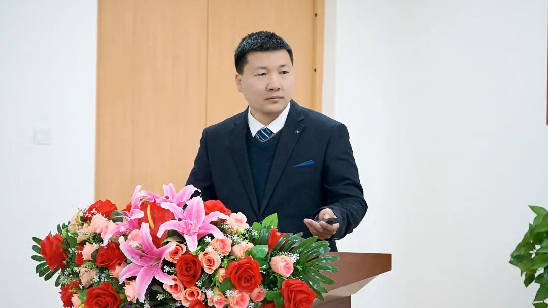 鍩规枃闄曡タ寤跺畨,婀栧窞鍩规枃鐝骇椋庨噰