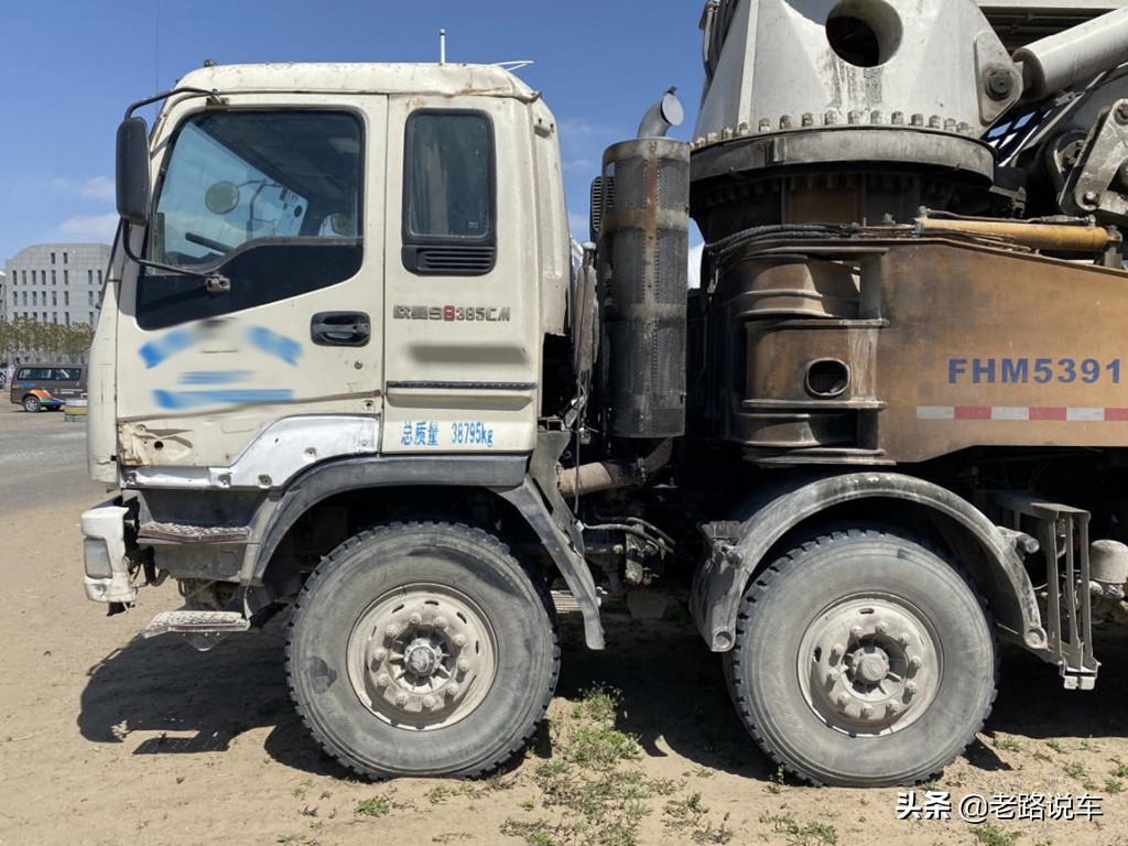 欧曼9.6米490马力自动挡货车,欧曼9米6520马力