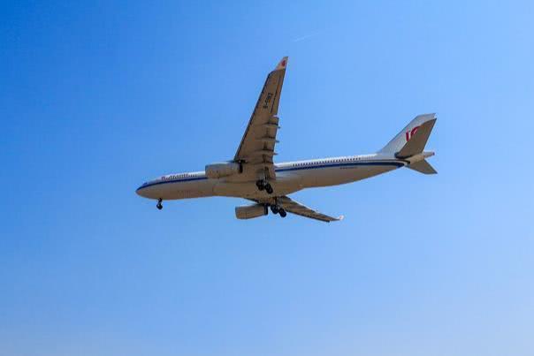 为什么聪明人都不会去旅行,外出旅行为啥不坐晚上飞机