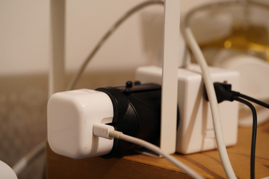 辨别苹果充电器快充,什么设备能测试苹果充电器的真假