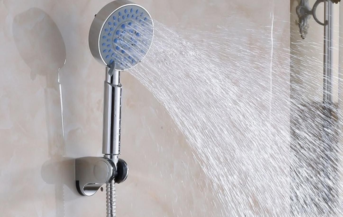 电热水器一年出多少触电事故,电热水器漏电能自动断电吗