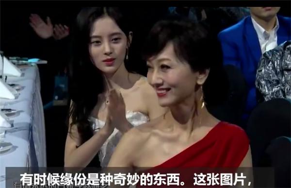 白娘子赵雅芝叶童三人同台,白娘子赵雅芝与新版对比