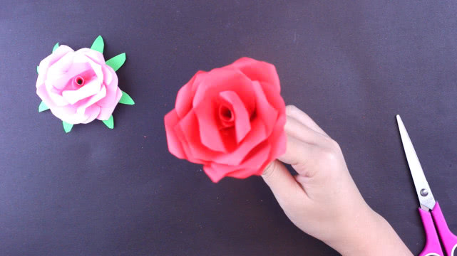 手残*党**也能学会的玫瑰花折纸，情人节送给女神惊喜，手工折纸详解