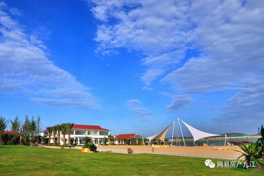 临湖而居演绎浪漫风情,临湖而居宜居生活