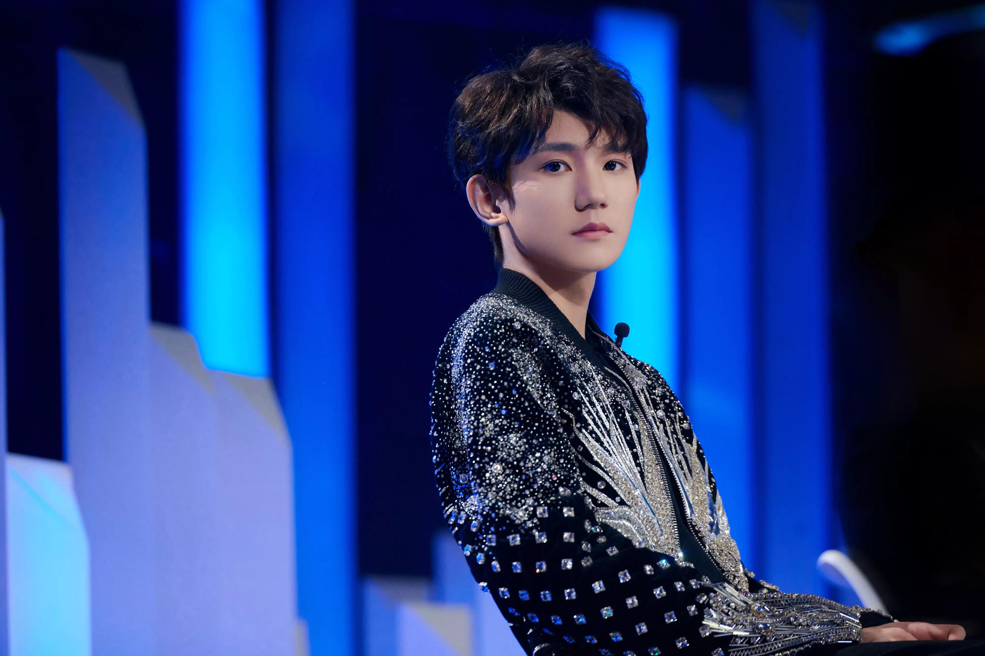 王源只有离家的人才听的歌,离家的人才会想听的故事王源