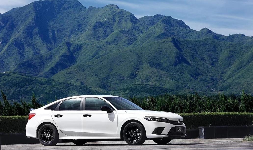 3-4万低配十代思域,十二代思域激进款