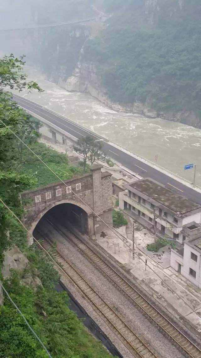 被誉为世界上最美丽的峡谷之一,十大最美大峡谷