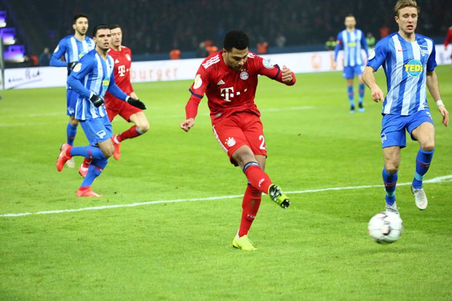 德国最强边锋诞生！曾遭阿森纳500万欧甩卖，今让范迪克当背景板