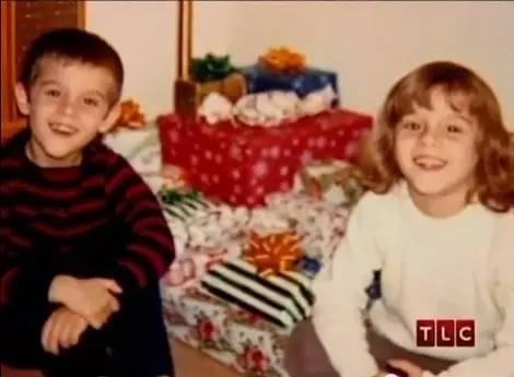 残酷的性别认知试验，这位科学家为了私利，强行将男孩改造成女孩