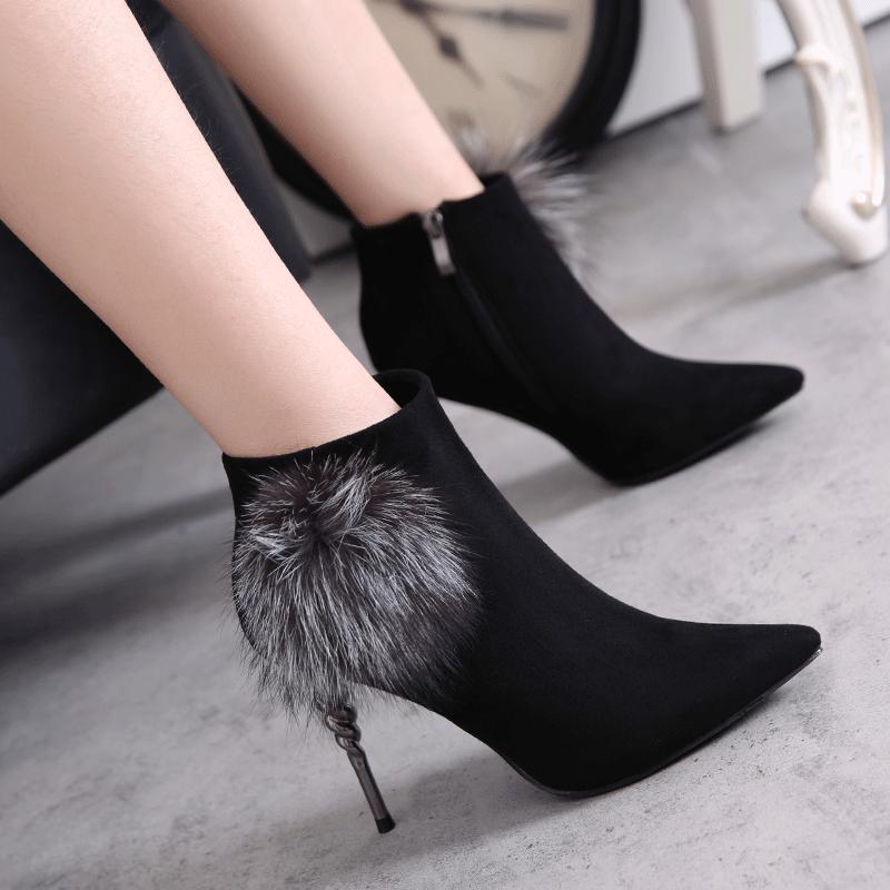 三四十岁女人穿短靴,2020年流行的短靴适合什么腿型穿