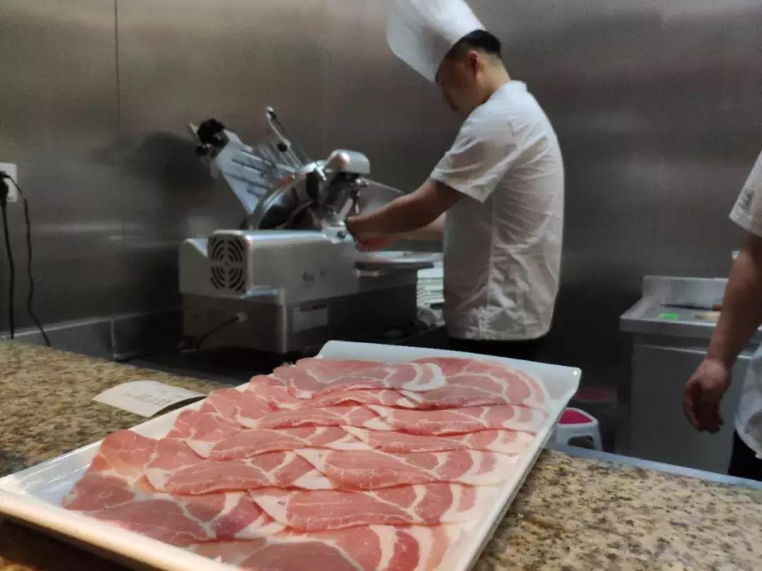 3斤多的斑鱼可以片几盘肉,三四斤左右黑鱼