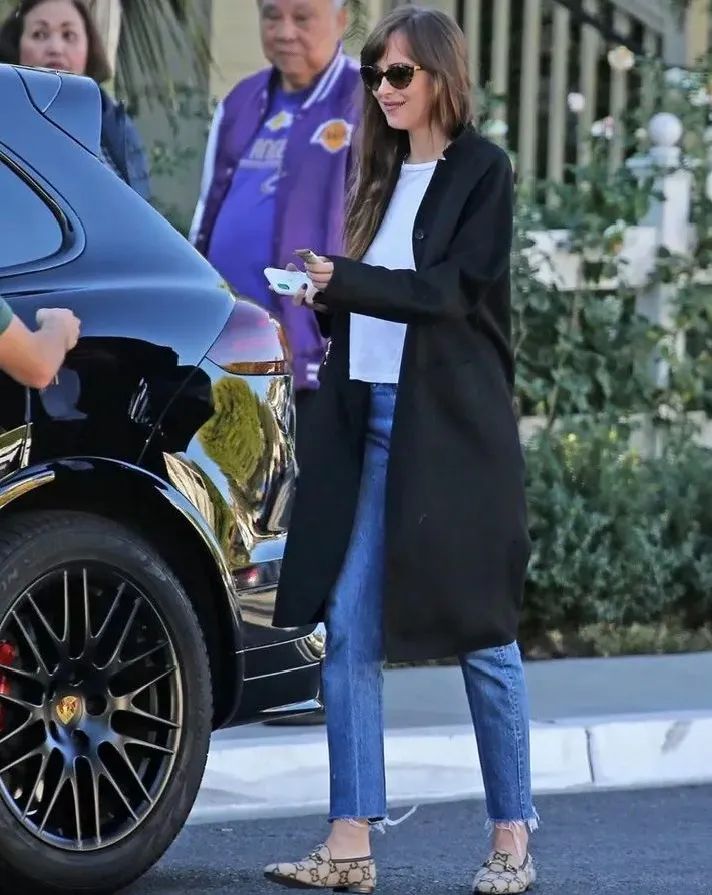 达妹的衣服,达妹节目