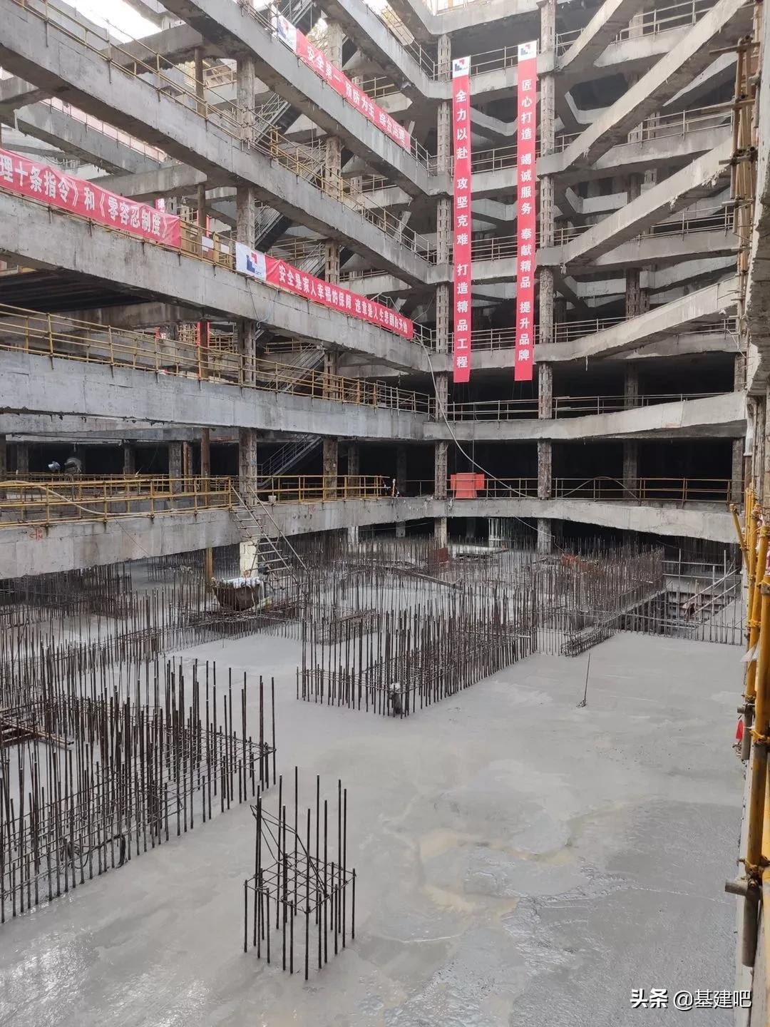 65米混凝土天泵实际工作距离,天泵泵送混凝土坍落度一般多少