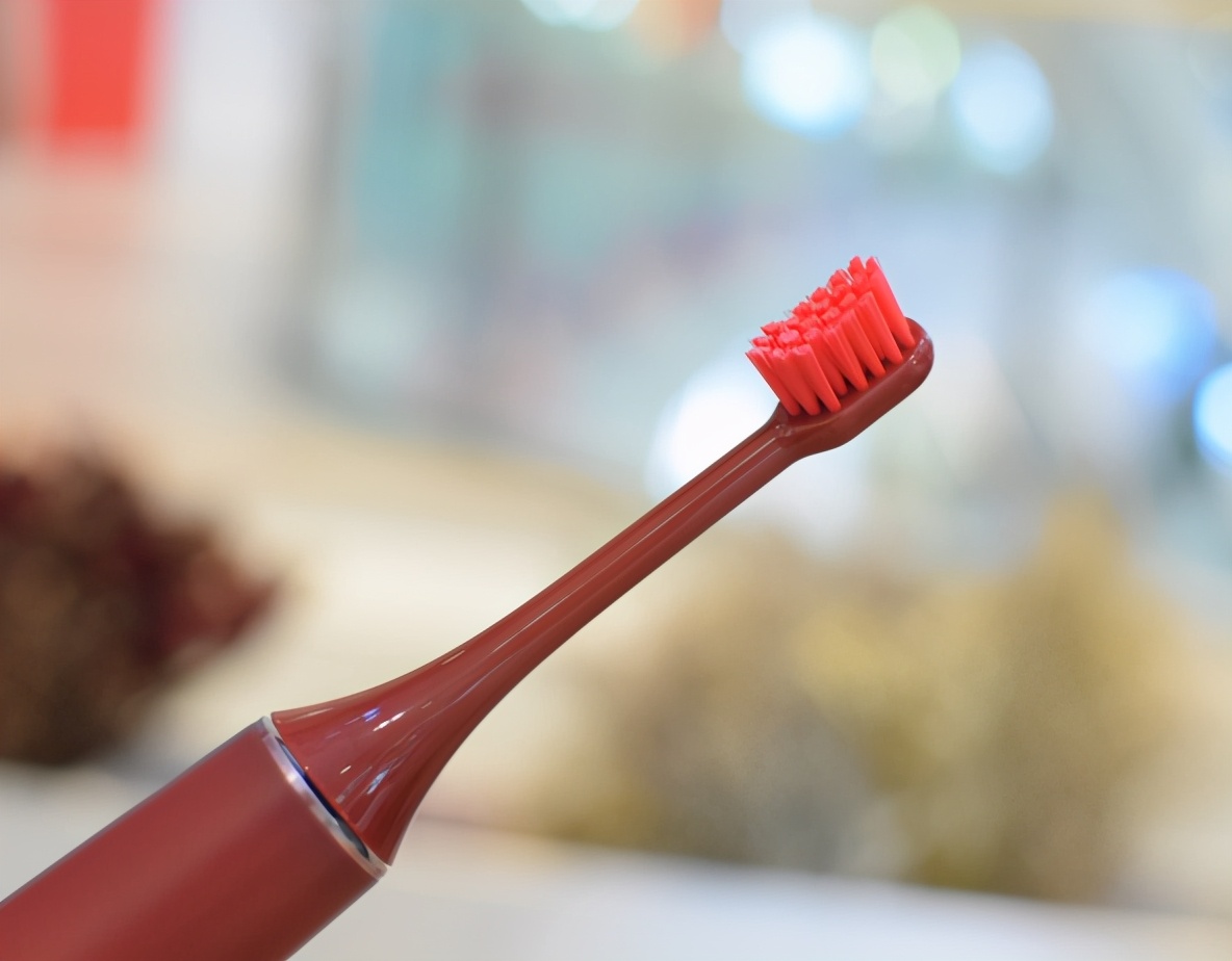 意大利银卫士牙刷,口腔清道夫电动牙刷