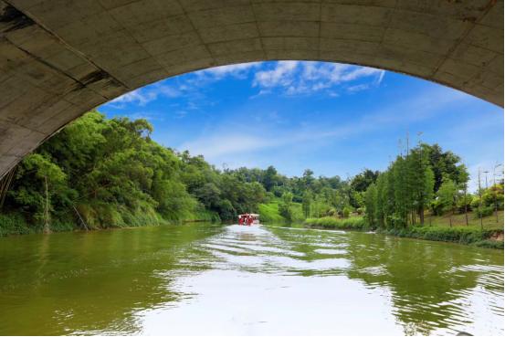 肇庆七星岩文化史迹照片,广东肇庆七星岩相片