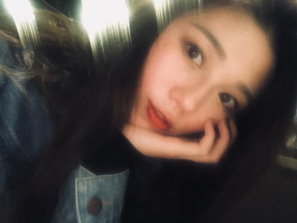 田径女神王美媛，曾因央视直播大火，纹身图案引遐想，退役做代购